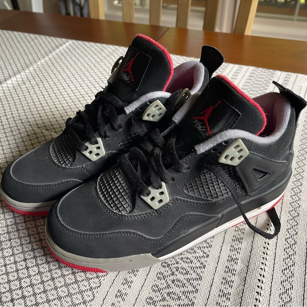 Jordan 4 - Picture 3 of 5